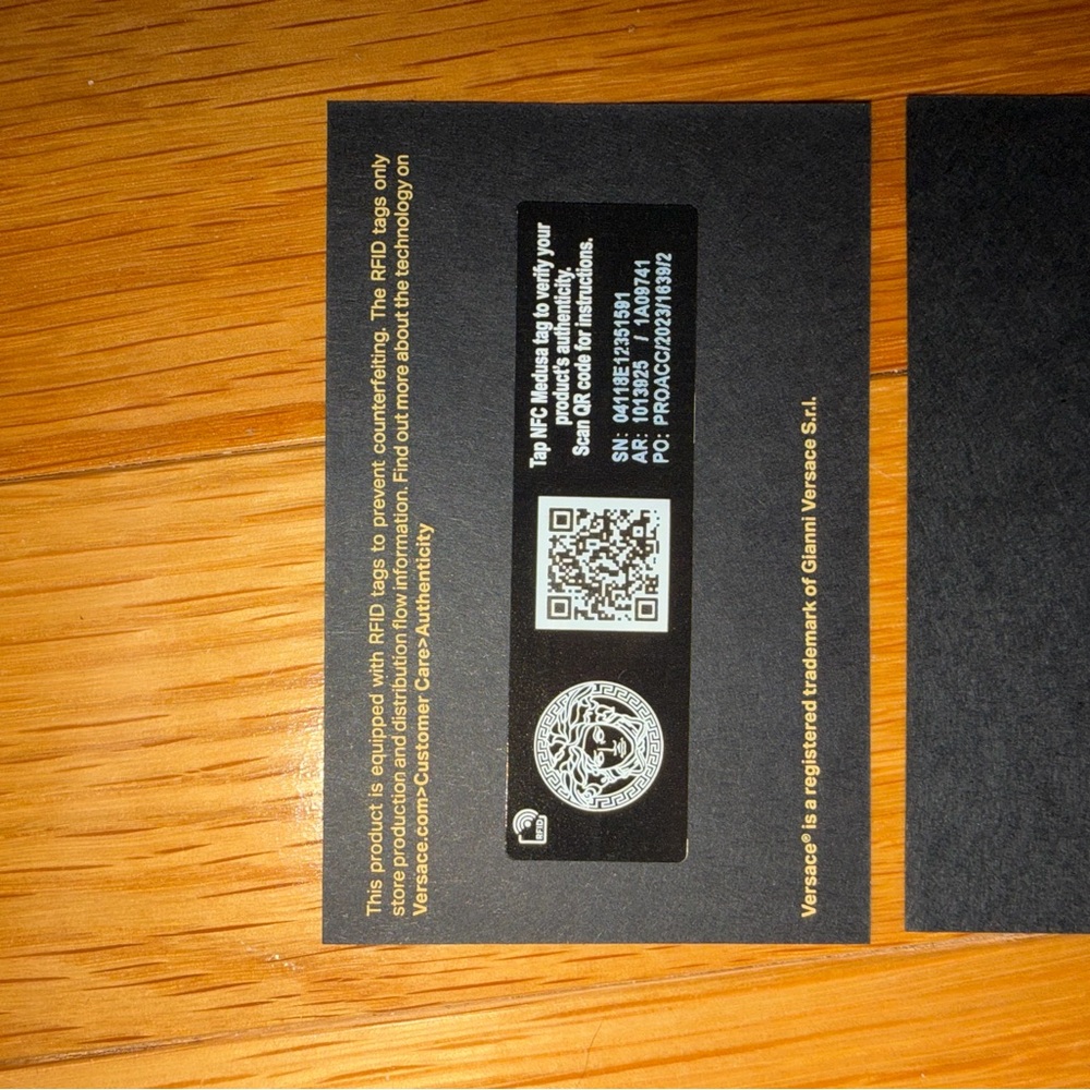 Versace Beige Floral Logo Cosmetic Pouch with Black Dust Bag - Picture 3 of 12